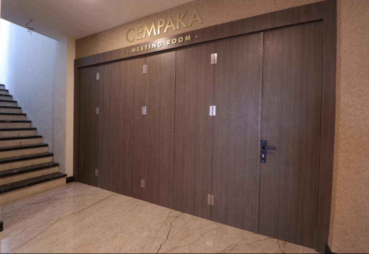 ° NIVIA HOTEL MEDAN 3* (Indonesia) | HOTELMIX